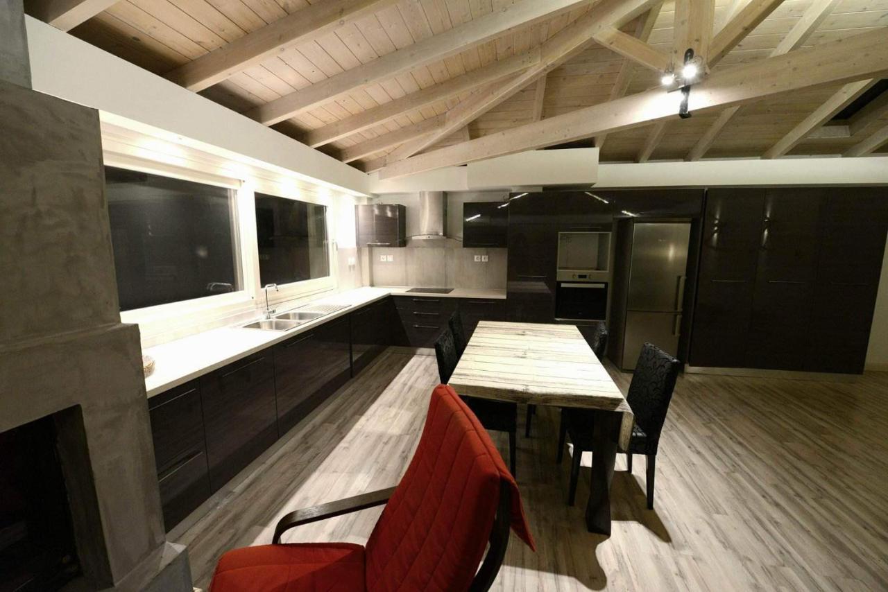 Wood Metal Glass Apartment