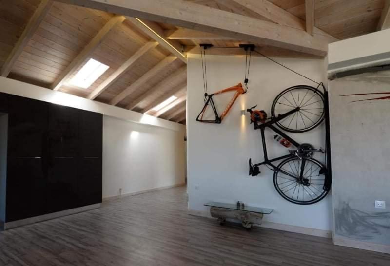 Appartement Wood Metal Glass *